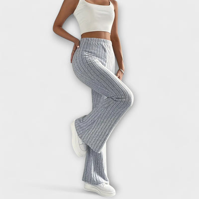 Jennifer – Elegant Flared Pants