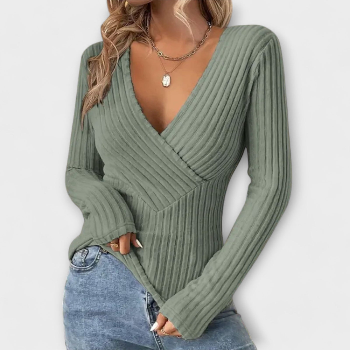 Emily – Ribbed T-shirt with Twisted Front and V-Neck