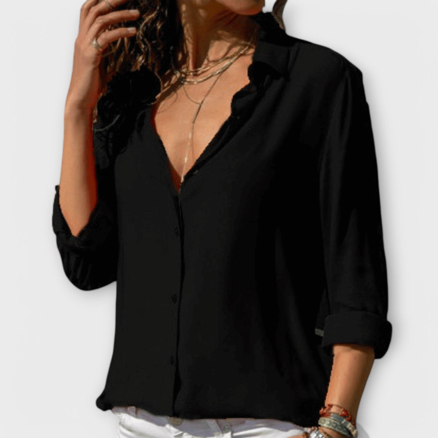 Mona – The Perfect Balance of Elegance and Comfort