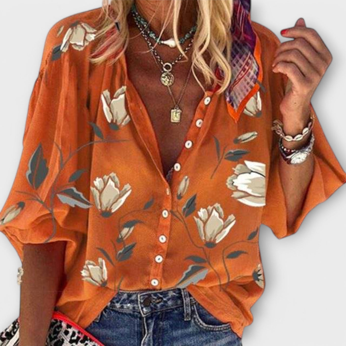 Madeleine - Airy Blouse in Floral Design