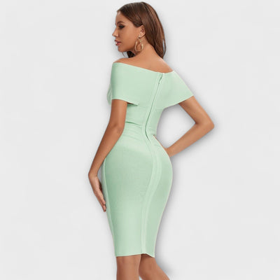 Elegant dress with V-neckline